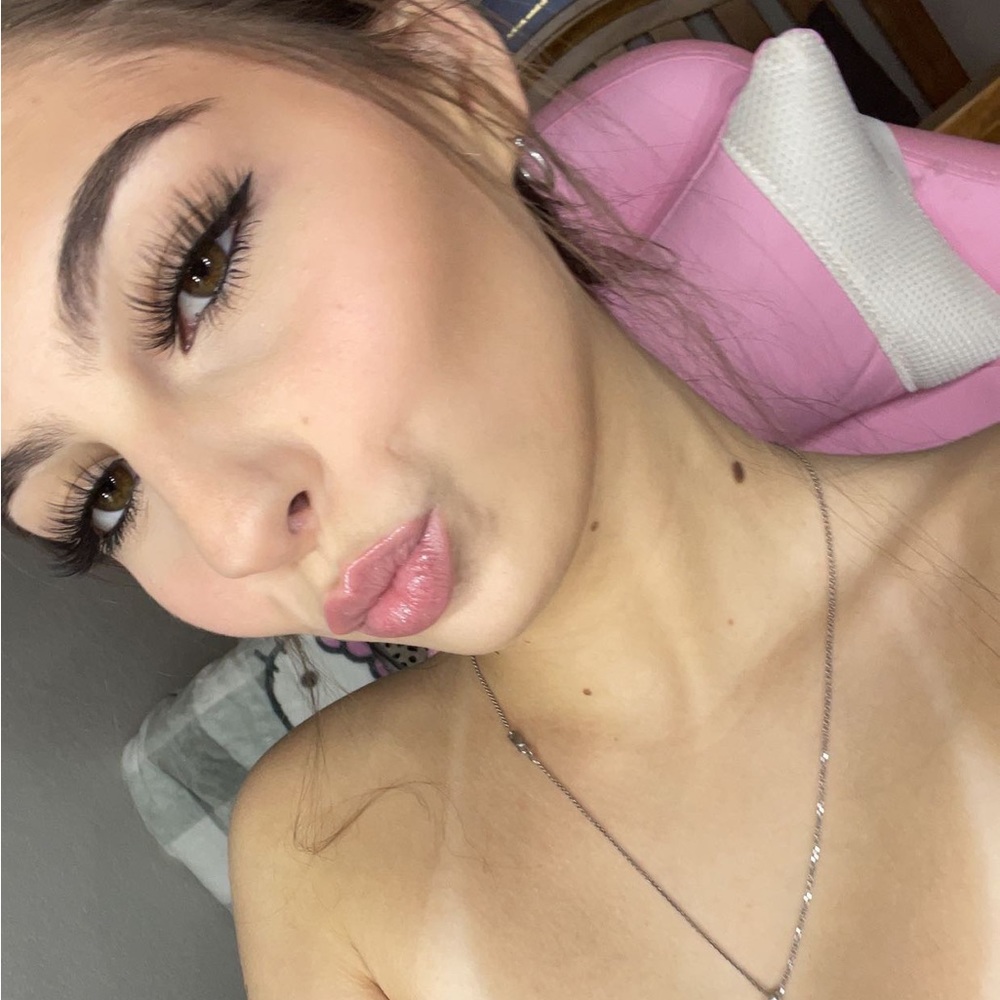 Meet your Posher, Laci